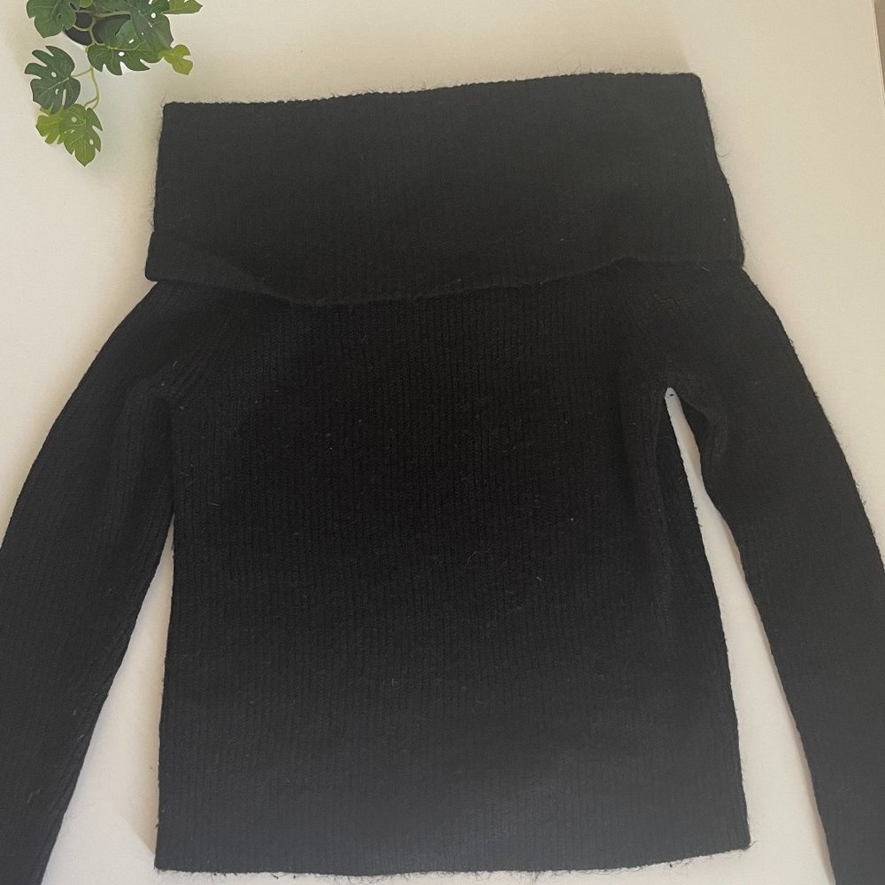 Women's Forever 21 Off-Shoulder Fold-Over Sweater, BLACK, S